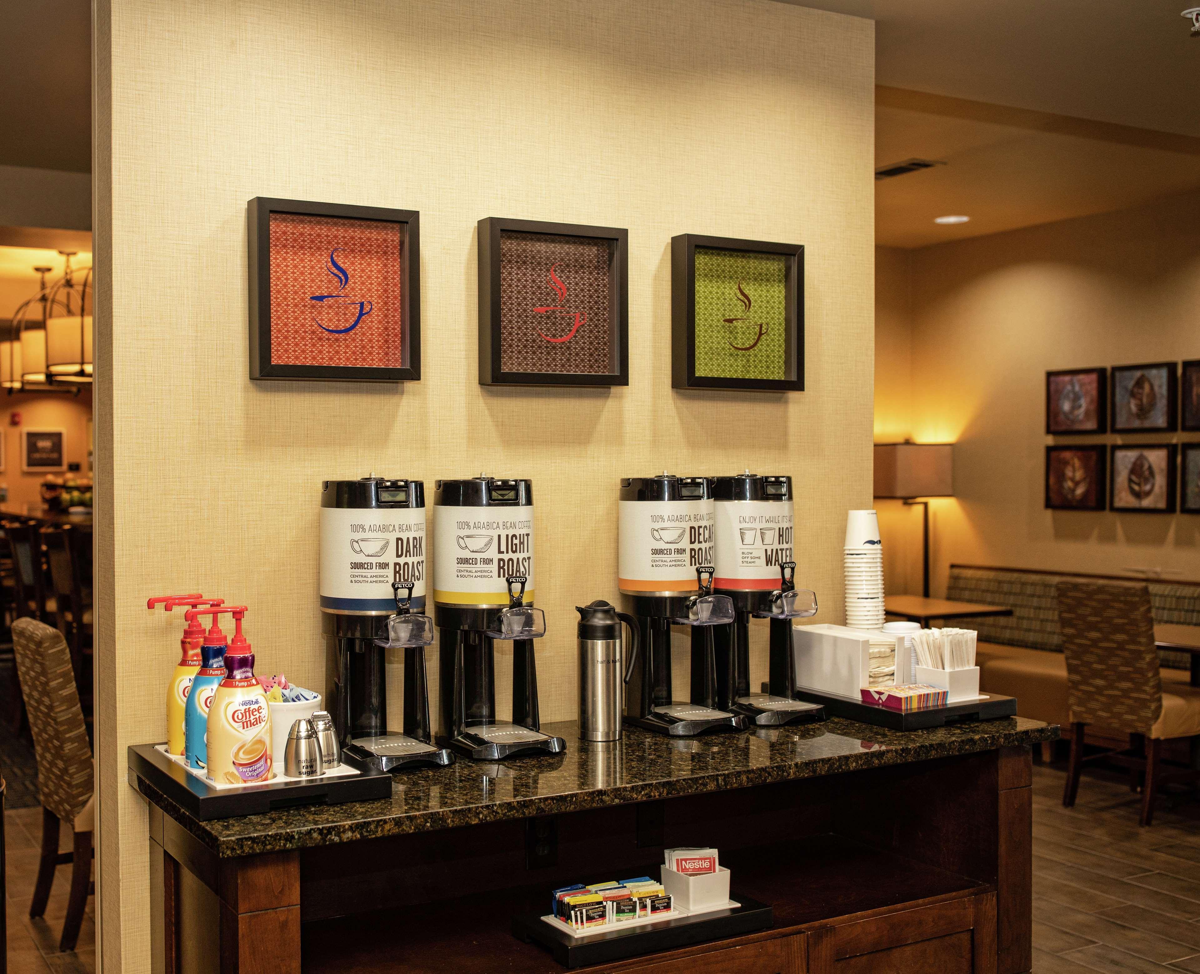 Hampton Inn Winfield Tucker Exteriör bild