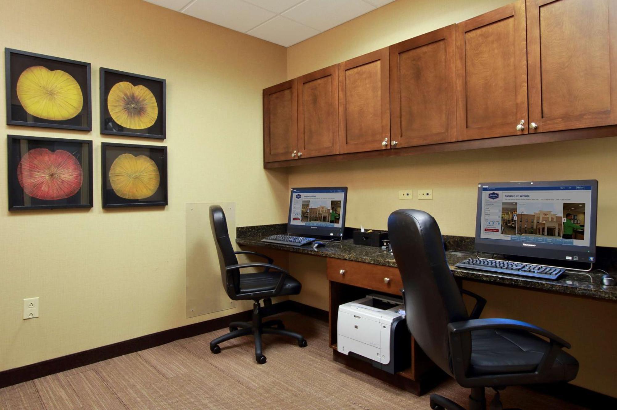 Hampton Inn Winfield Tucker Exteriör bild