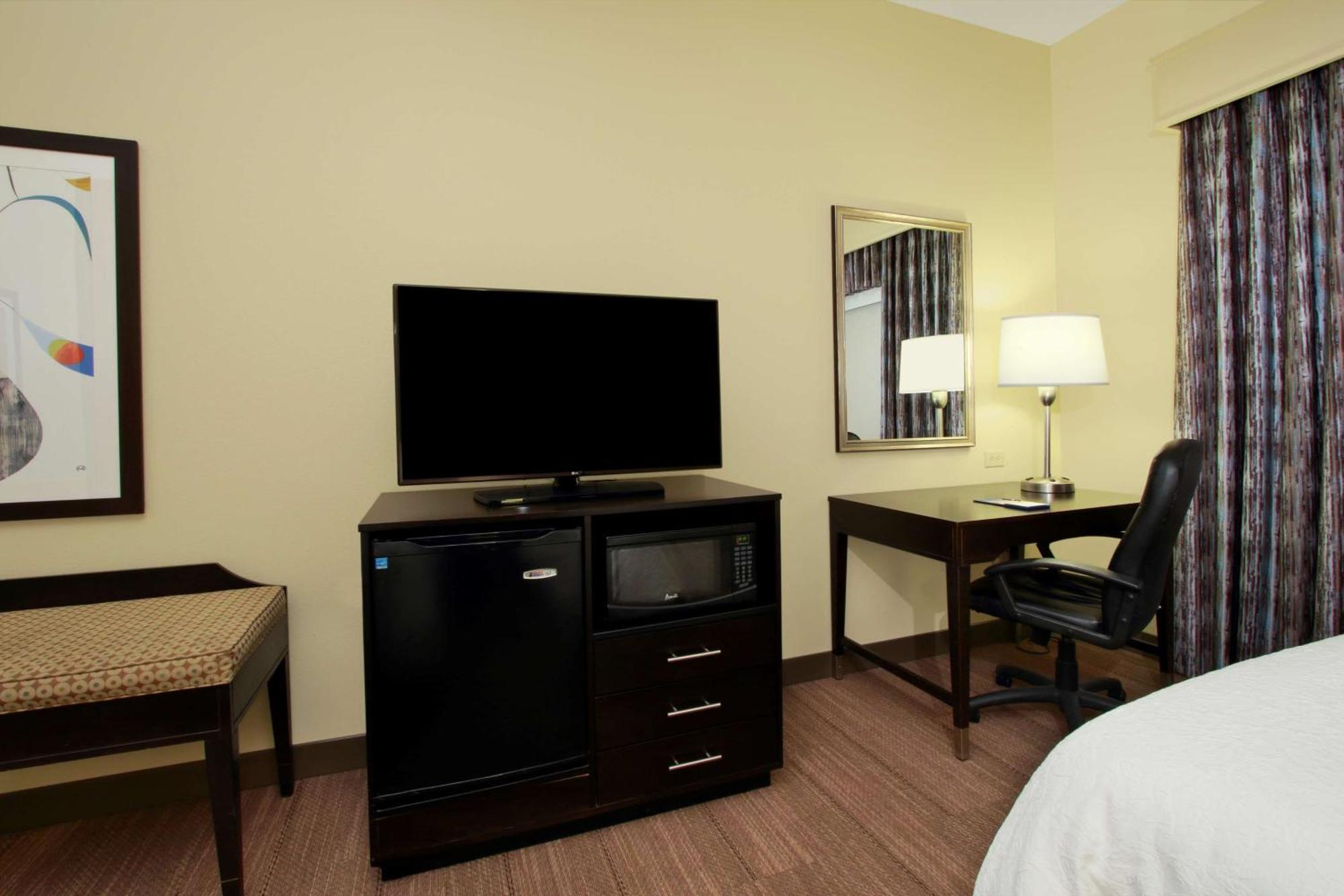 Hampton Inn Winfield Tucker Exteriör bild