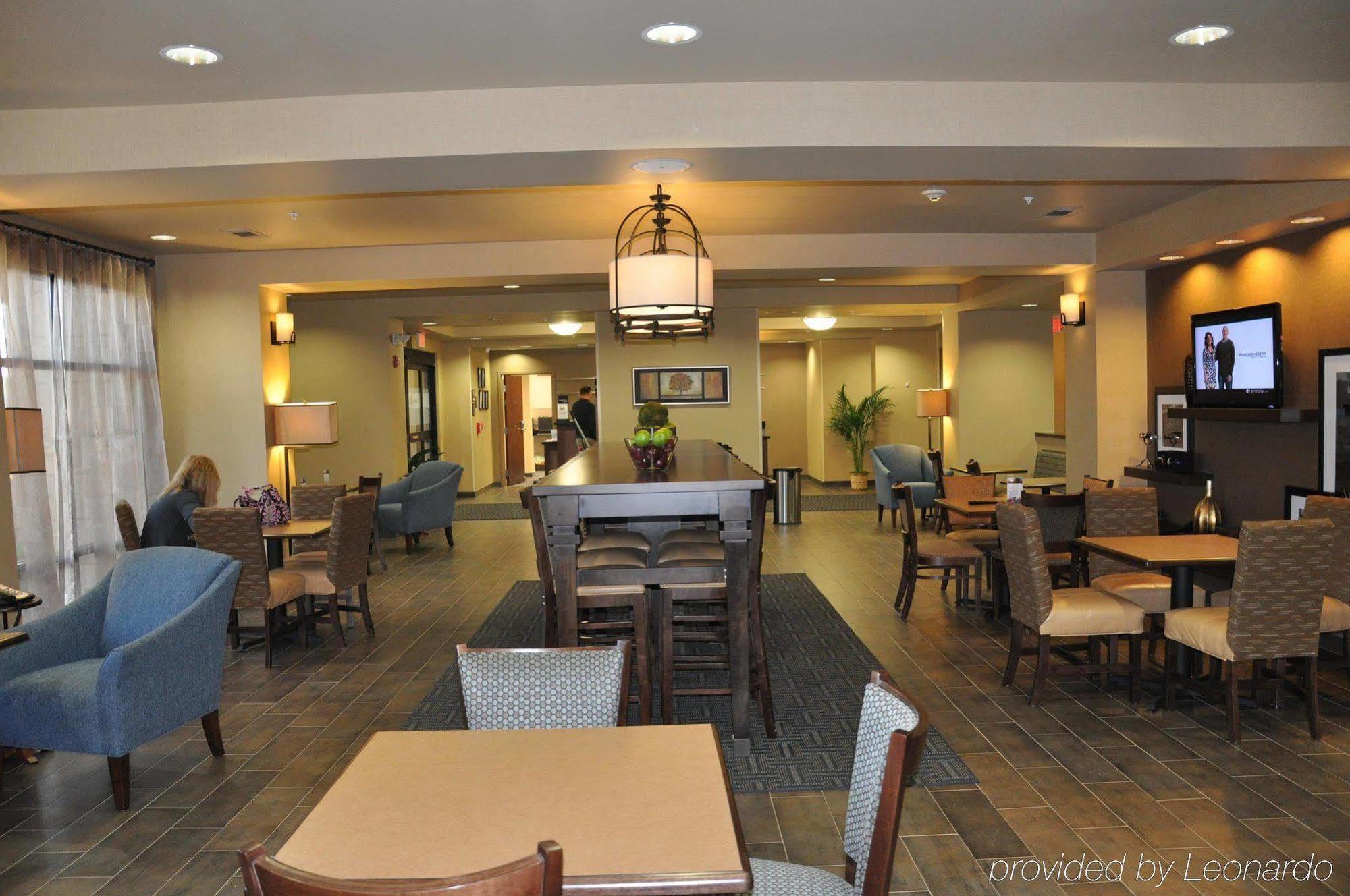 Hampton Inn Winfield Tucker Restaurang bild