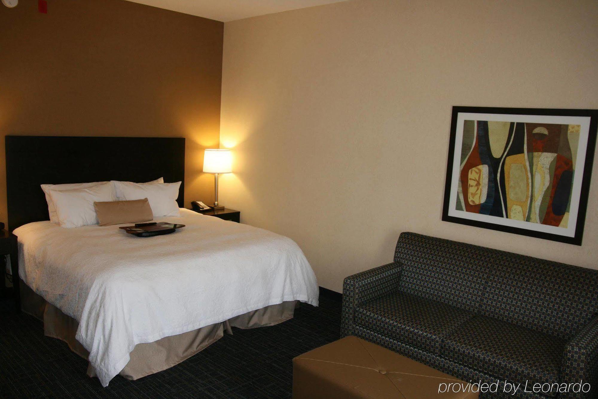Hampton Inn Winfield Tucker Rum bild